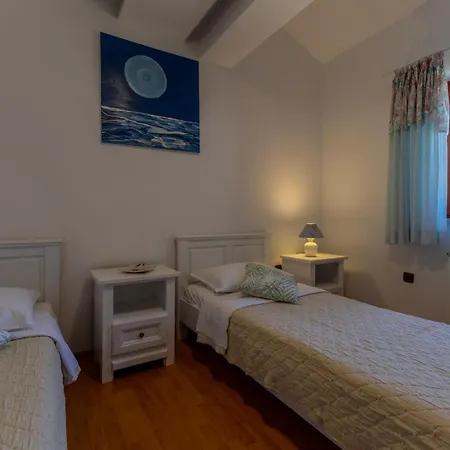 Apartman Mary In Volme With Garden Banjole
